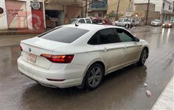 ڤۆڵکسواگن جێتا